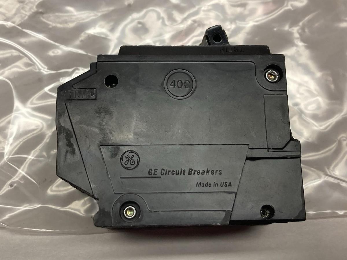 Used General Electric,THQL215,2-Pole Circuit Breaker 120-240V 15A LOT OF 5