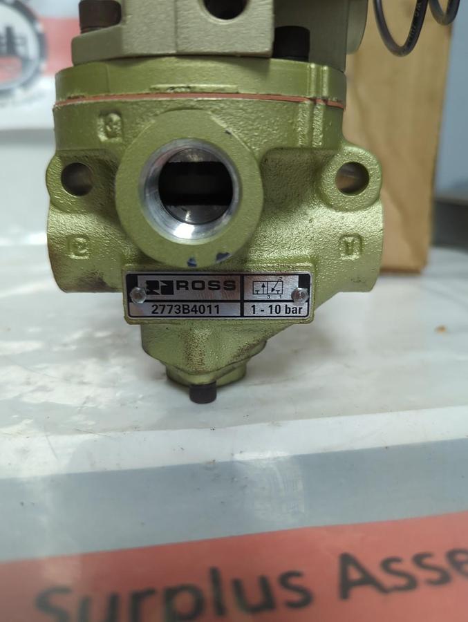 ROSS,2773B4011,DIRECTIONAL CONTROL VALVE 110/50 110-120/60 NOS