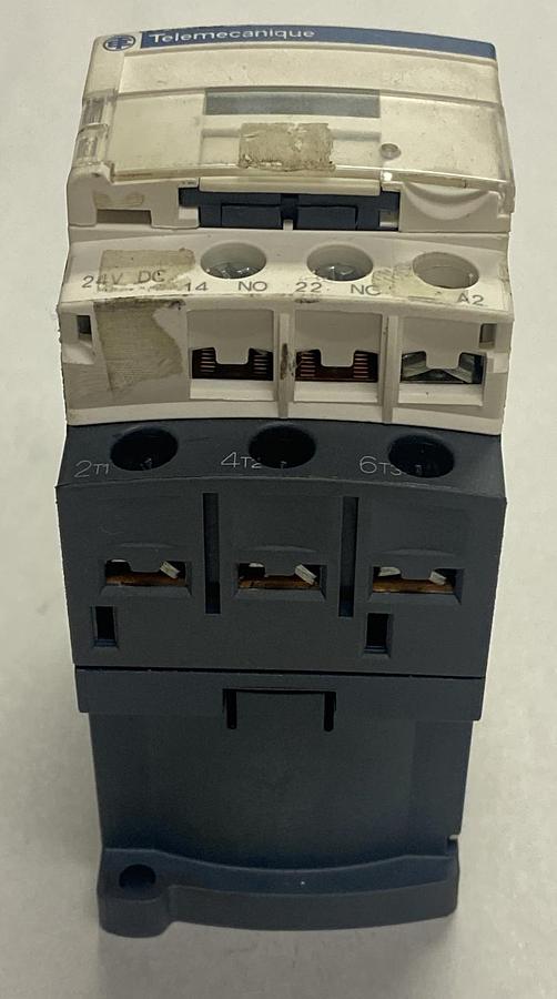 Used TELEMECANIQUE,LC1D09BD,CONTACTOR 35A 600V