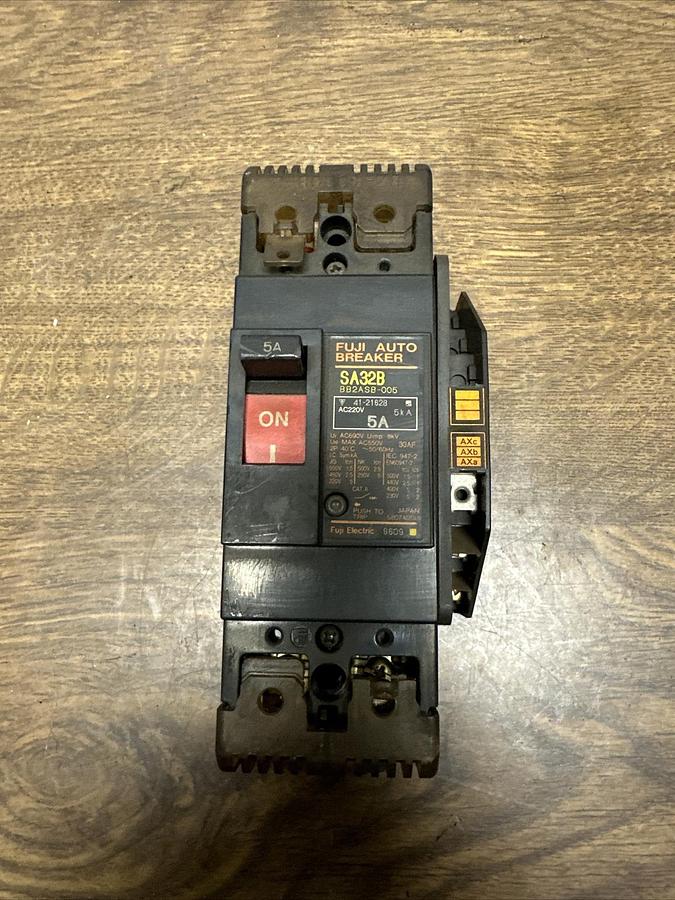 Used Fuji,SA32B,5 Amp Auto Breaker