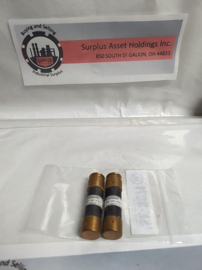 Used BUSSMANN,F16B,FUSE 250 VOLT 60 AMP LOT OF 2 PRE-OWNED