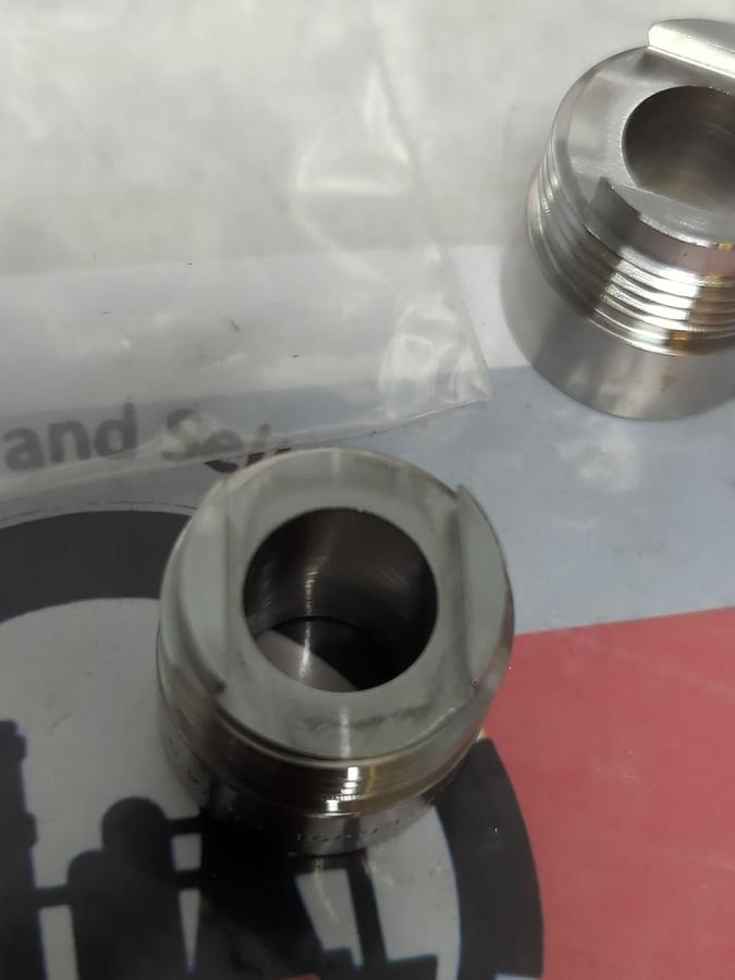 Used SPRAYING SYSTEMS,18893-316LSS,SPRAYING NOZZLE LOT OF 10 PRE-OWNED