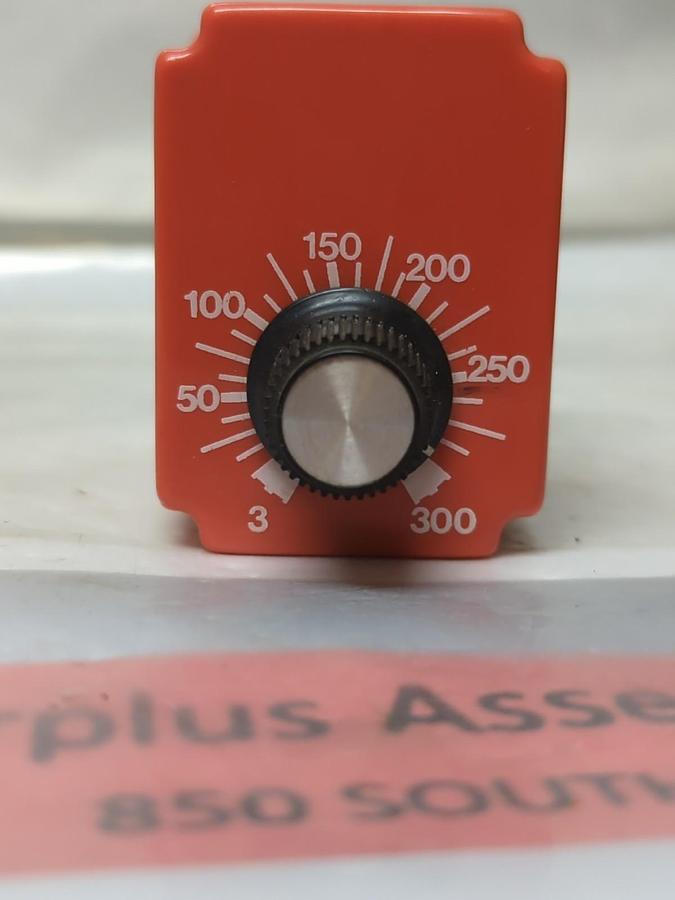 Used NATIONAL CONTROLS,T1K-300-461,SOLID STATE TIMER 3-300 SEC. RANGE 120VAC 50/60 HZ
