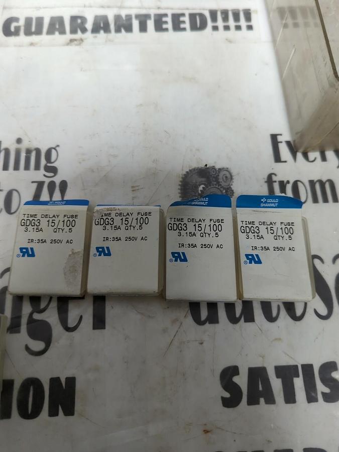 GOULD SHAWMUT,GDG3-15/100,TIME DELAY MINIATURE FUSE 3.15A 250 VAC LOT OF 24 NOS