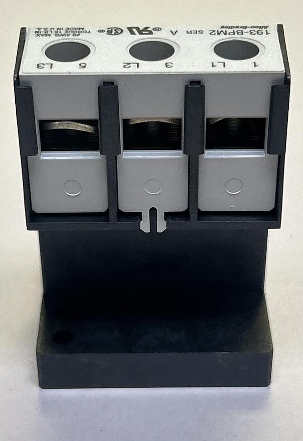 ALLEN BRADLEY,193-BPM2,DIN RAIL/PANEL ADAPTER NOS