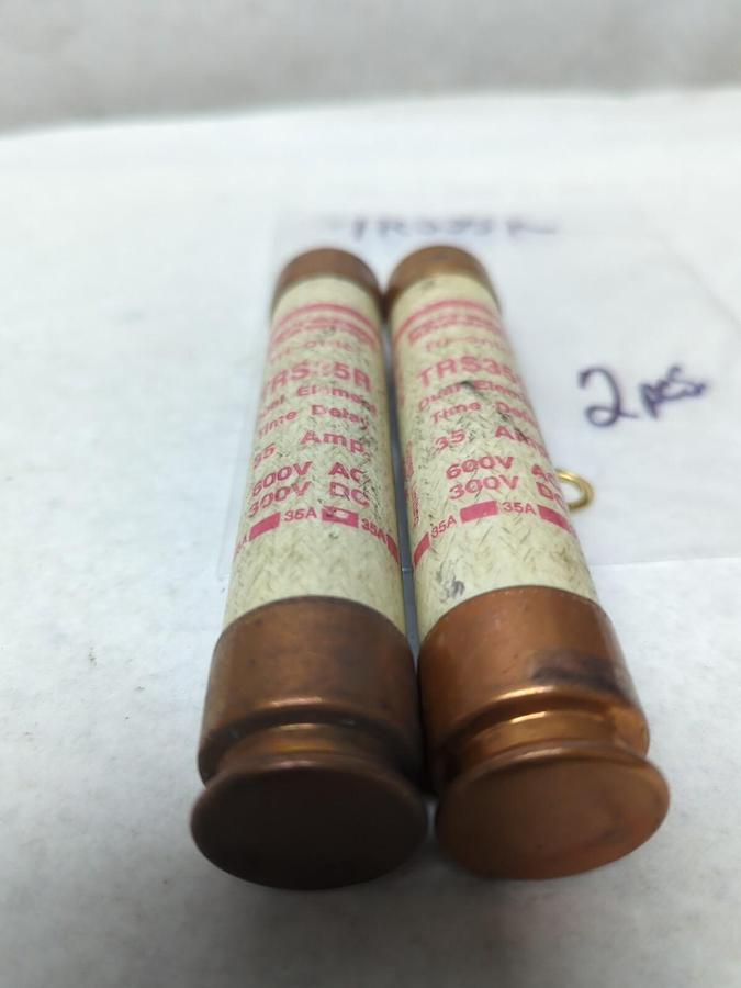 Used FERRAZ SHAWMUT,TRS35R,TRI-ONIC 35 AMP FUSE LOT OF 2 PRE-OWNED