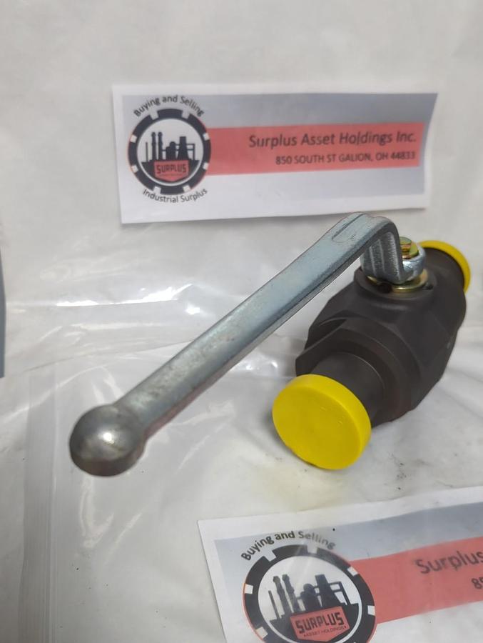 HYDAC,KHM-40-F3-1114,BALL VALVE 1-1/2 INCH WITH HANDLE NOS