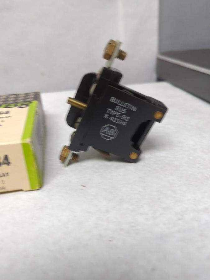 ALLEN-BRADLEY,X-42184,R.H. OVERLOAD RELAY BUL 709 SIZE 2 NOS