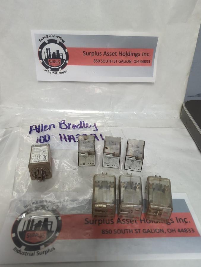 Used ALLEN BRADLEY,700-HA32A1,PLUG IN RELAY 8-PIN LOT OF 7 PRE-OWNED