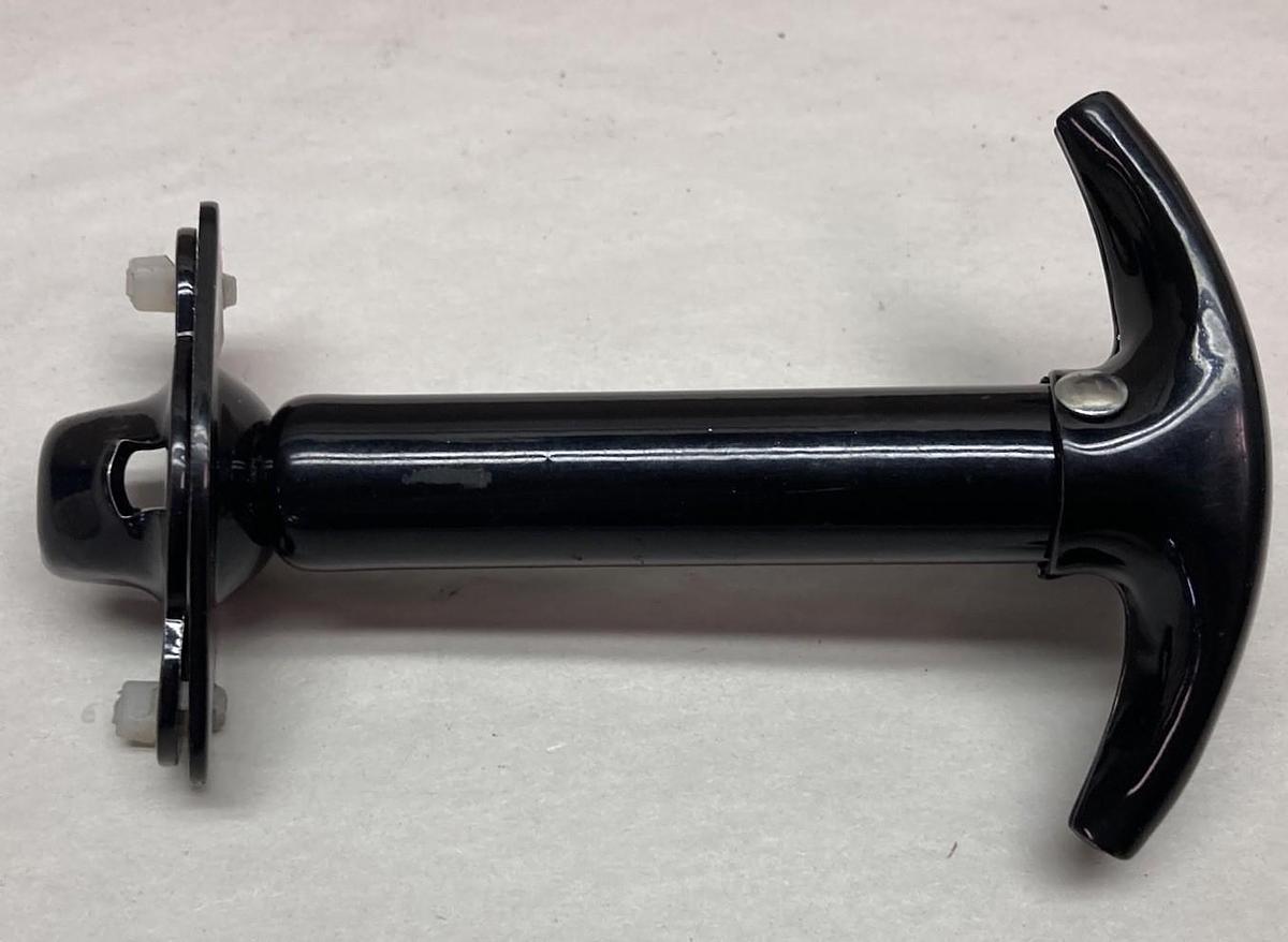 Crown Automotive,1344A11,Steel Black Latch