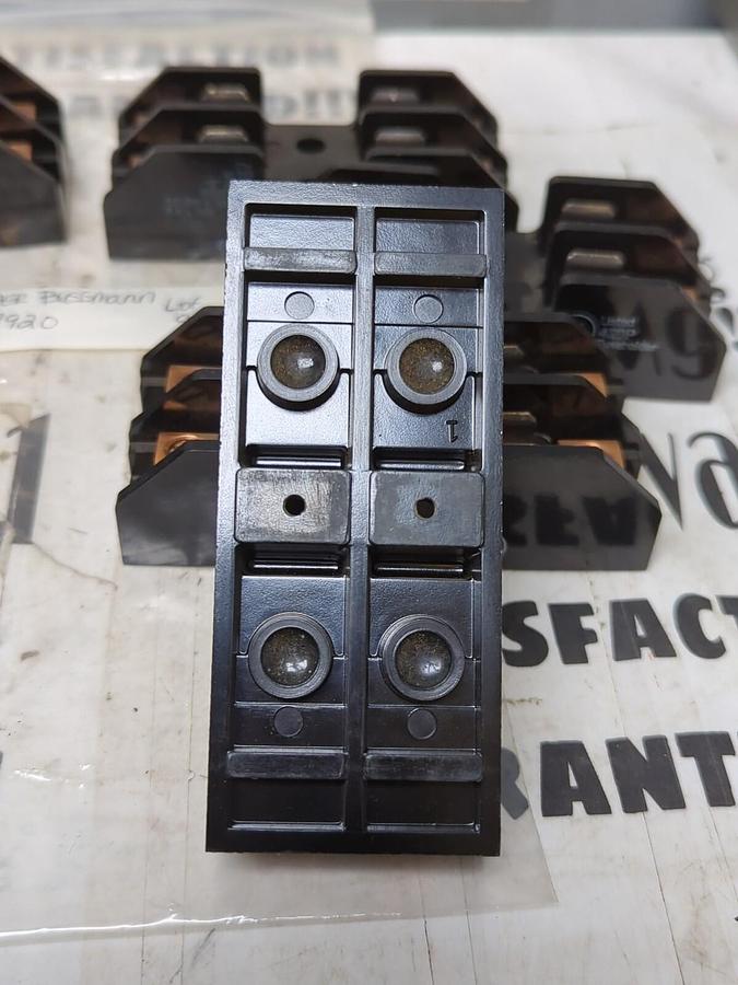 COOPER BUSSMANN,2920,FUSE HOLDER 60A/300V LOT OF 8 NOS