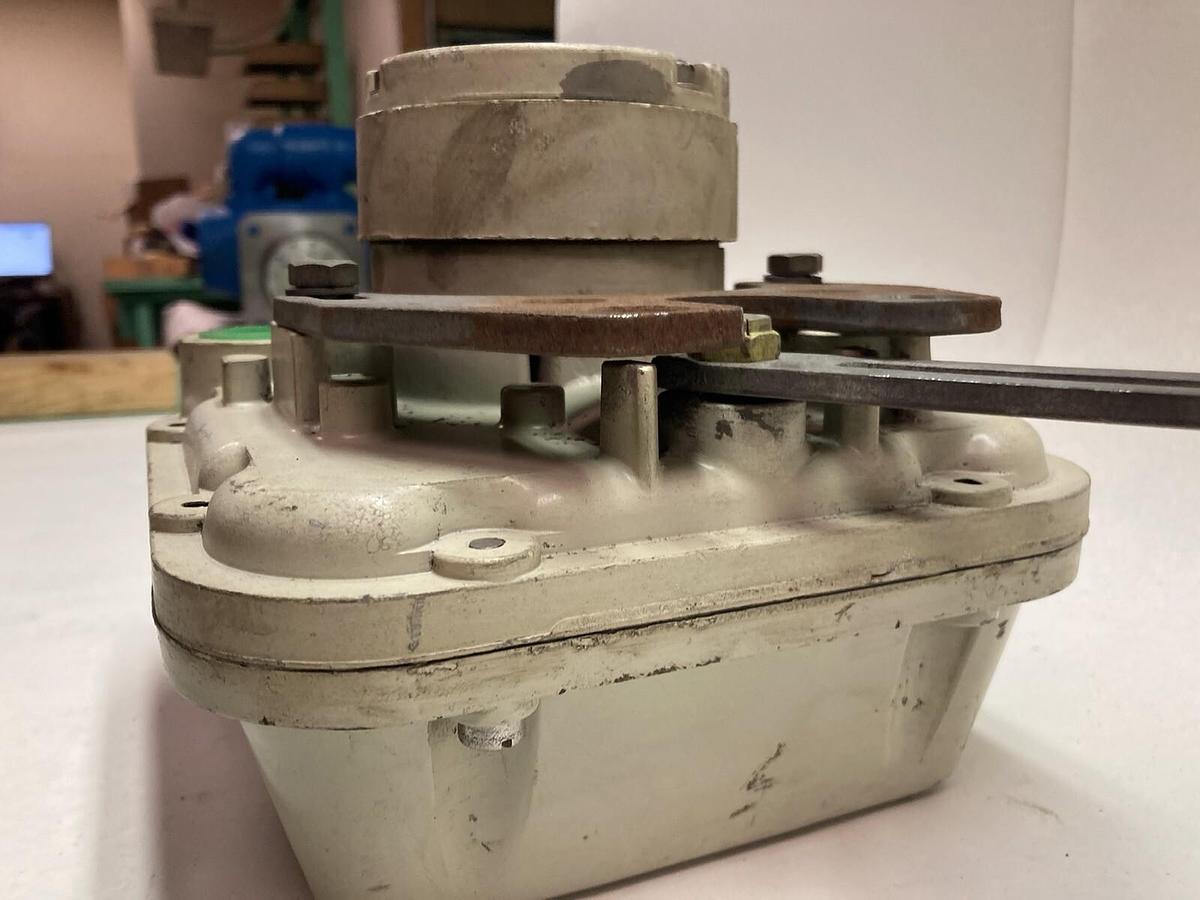 Used Honeywell,T-33772A,Electric Pneumatic Transducer