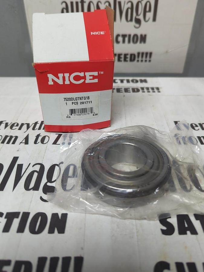 NICE,7520 DLGTNTG18,DOUBLE SHIELDED BALL BEARING W/SNAP RING 1-1/4 IN BORE NOS