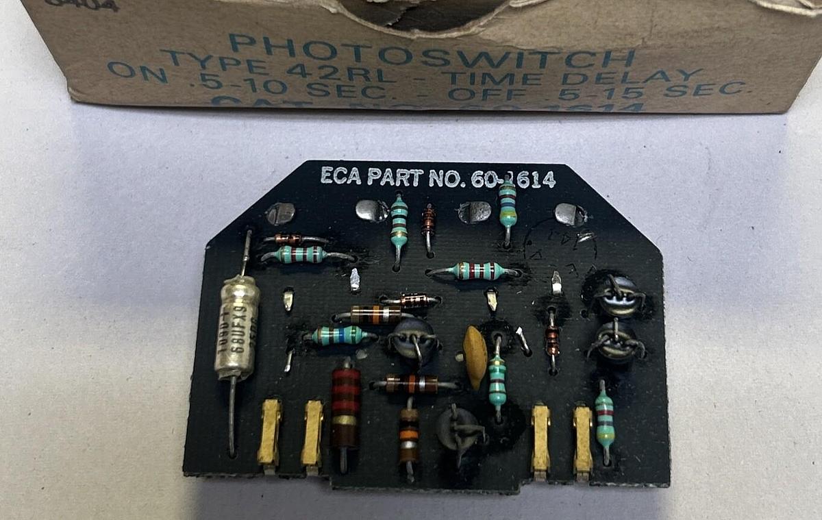 PHOTOSWITCH,60-1614,PHOTOELECTRIC TIMING/LOGIC MODULE NOS