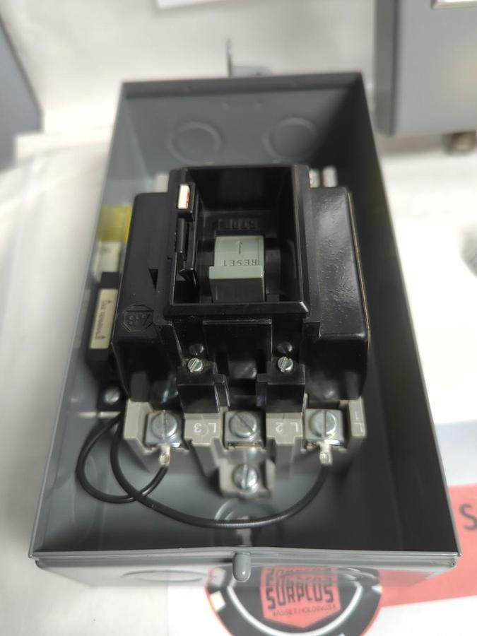ALLEN BRADLEY,609TU-NX2,SERIES H SIZE 0 MANUAL STARTER NEW WITHOUT BOX