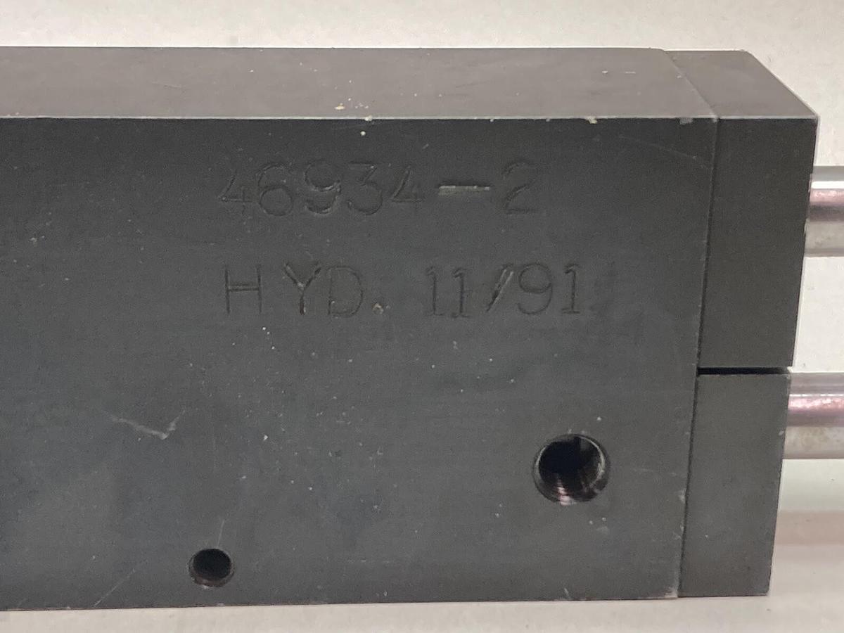 Used Unbranded,46934-2,Double Acting Solenoid Valve