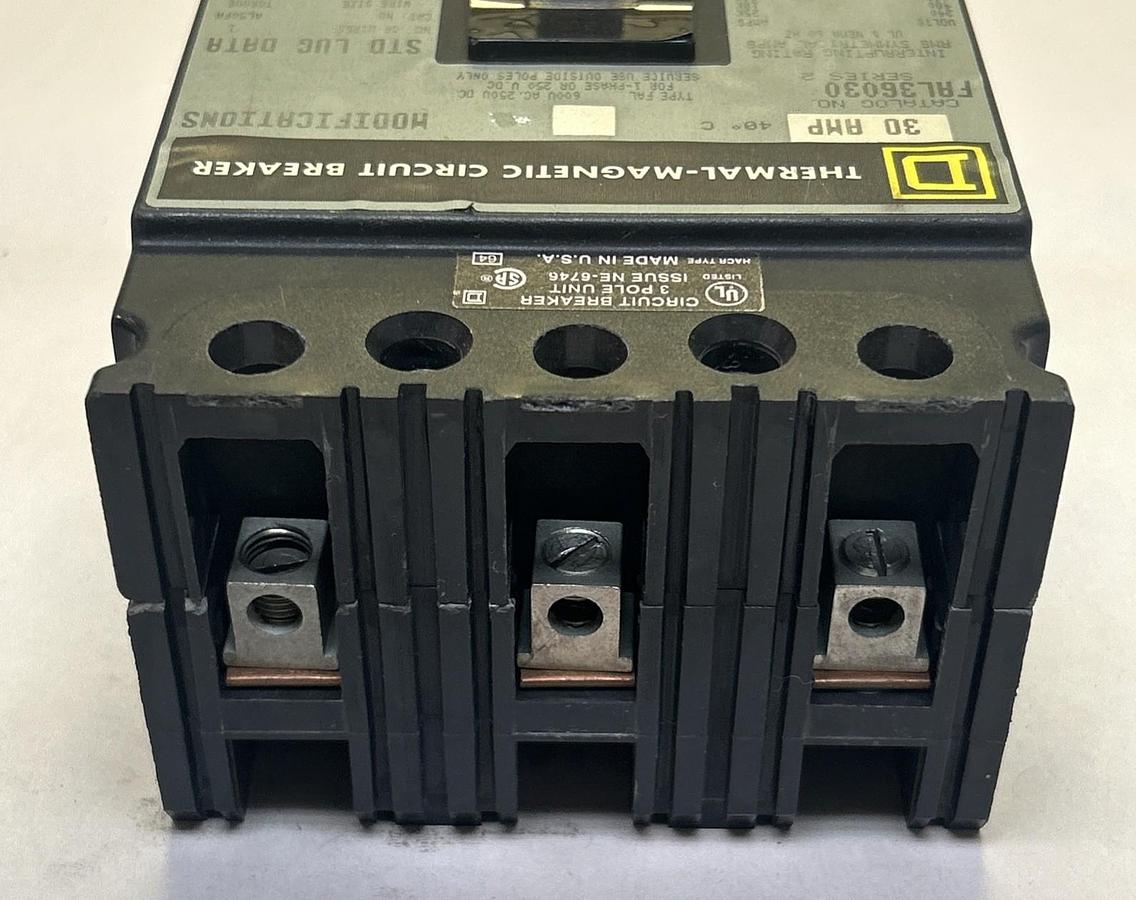 Used SQUARE D,FAL36030,CIRCUIT BREAKER 30A 600V 3P