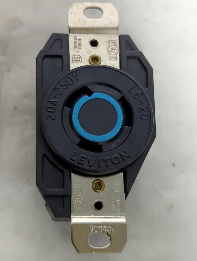 LEVITON,2320.TWIST-LOCK RECEPTACLE 20A 250V NOS