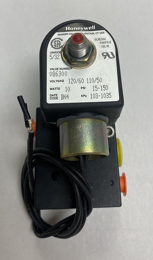 Honeywell,086300,Solenoid Valve NOS