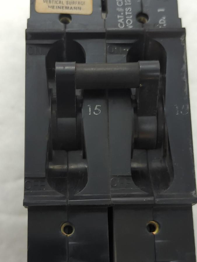 Used HEINMANN,CD2-H3-U,CIRCUIT BREAKER 2-POLE 15 AMP 125V DC PRE-OWNED