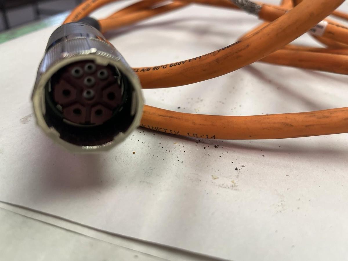 Used ALLEN BRADLEY,2090-CPWM7DF-16AA05,PLC CABLE 16AWG 4/C 5 METERS