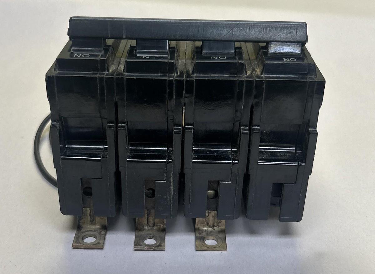 Used GENERAL ELECTRIC,TQST1,CIRCUIT BREAKER 50A 120/240V 3P