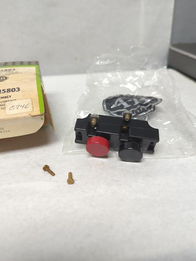 ALLEN-BRADLEY,X-215803,CONTACT BLOCK FOR PUSHBUTTON NOS