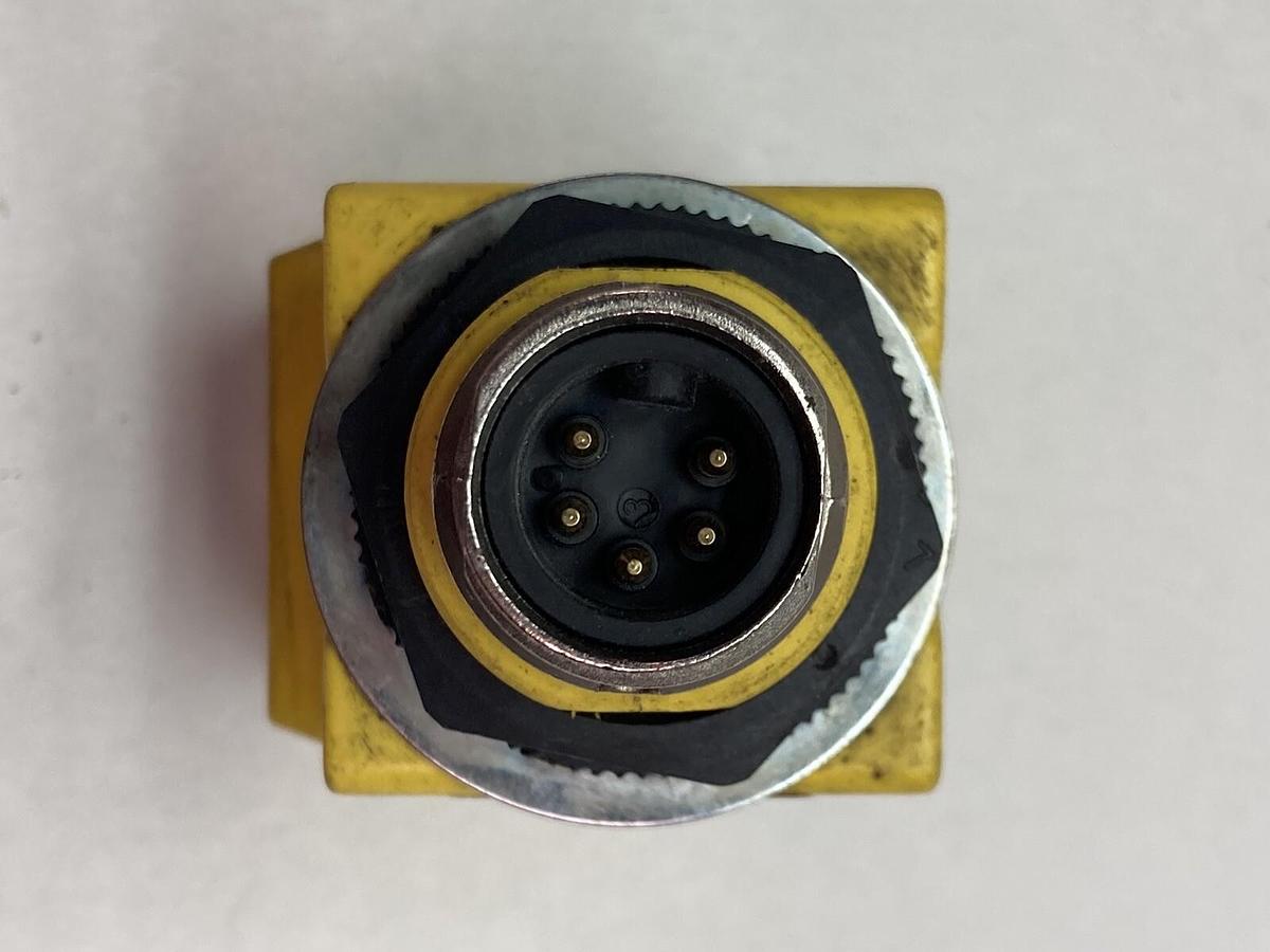 Used Banner,Q45VR2LVQ,Photoelectric Sensor