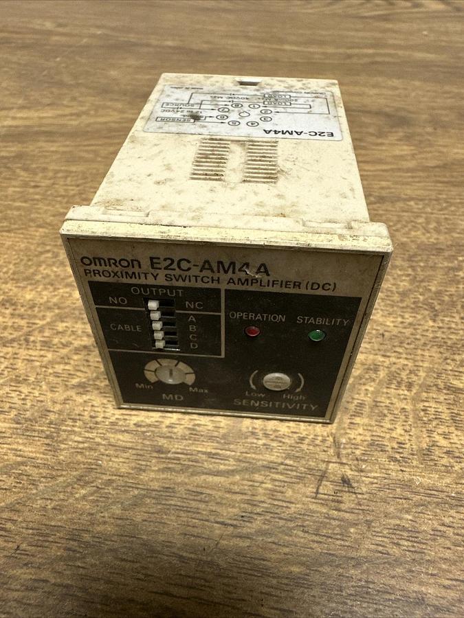 Used Omron,E2C-AM4A,Proximity Switch Amplifier
