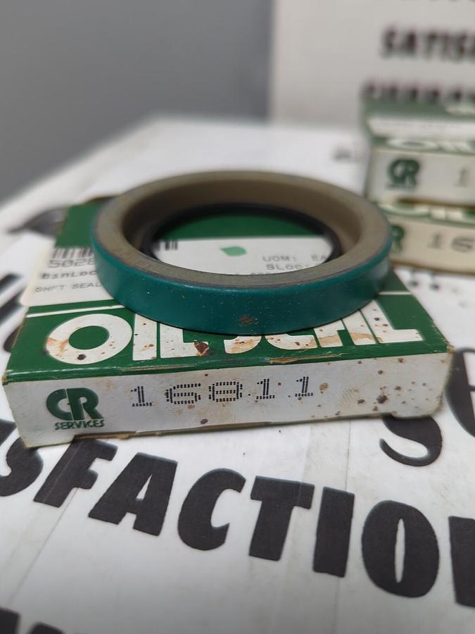 CHICAGO RAWHIDE,16811,OIL SEALS 1.688 IN X 2.627 IN LOT OF 5 NOS