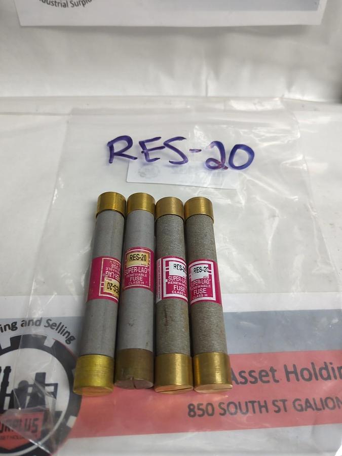 COOPER BUSSMANN,RES-20,RENEWABLE 20 AMP FUSE LOT OF 4 PRE-OWNED