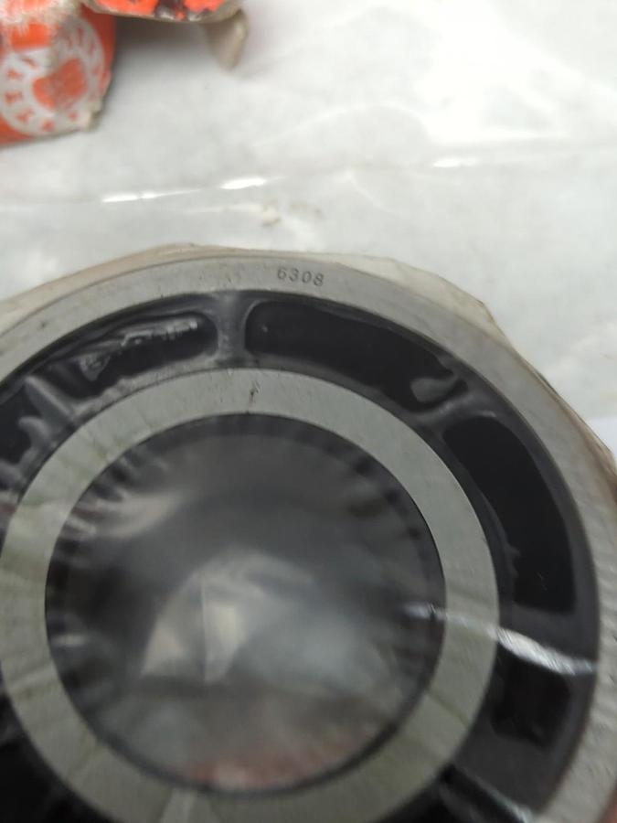 FAG,6308.2RSR.L38,RUBBER SEALED DEEP GROOVE BALL BEARING NOS