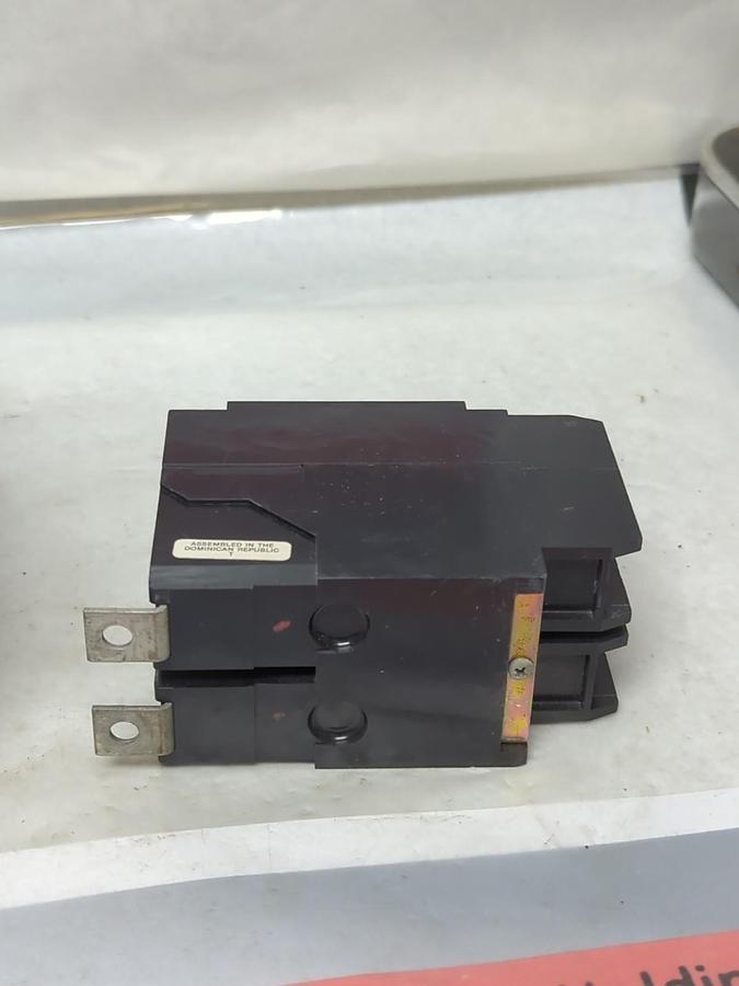 Used SIEMENS,BQCH2B060,CIRCUIT BREAKER 60 AMP 2-POLE PRE-OWNED