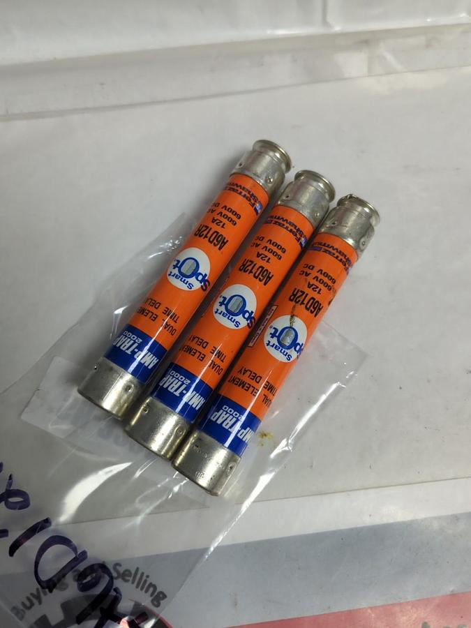 Used FERRAZ SHAWMUT,A6D12R,SMART-SPOT 12 AMP FUSE LOT OF 3 PRE-OWNED