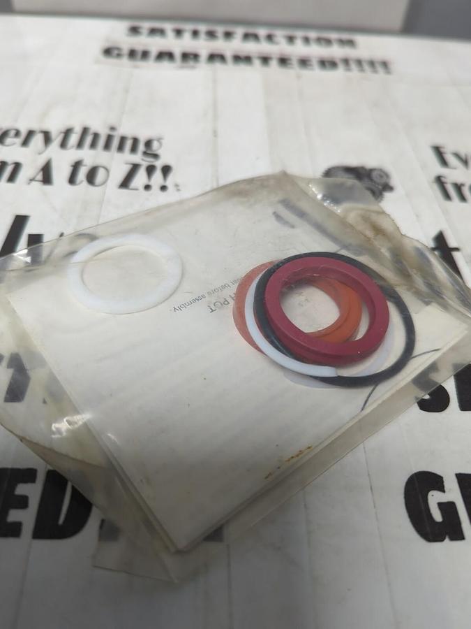 Used HYDRO-LINE,SKN5*660*08V,SEAL KIT NEW