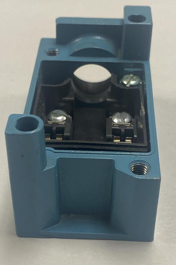 HONEYWELL MICRO SWITCH,LSZ4001,BASE LOT OF 5 NOS