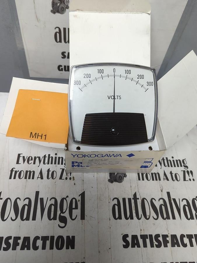 YOKOGAWA,19505698,4 INCH FACE 300-0-300V PANEL METER NOS