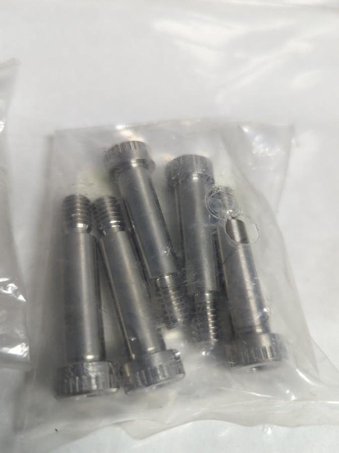 ACCURATE MFG.,STR60238C20,SOCKET SHOULDER BOLT 3/8X1-1/4 INCH LOT OF 20 NOS