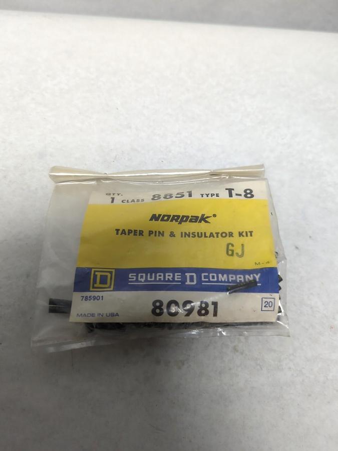 SQUARE D,80981,TAPER PIN & INSULATOR KIT CLASS 8851 TYPE T-8 NOS