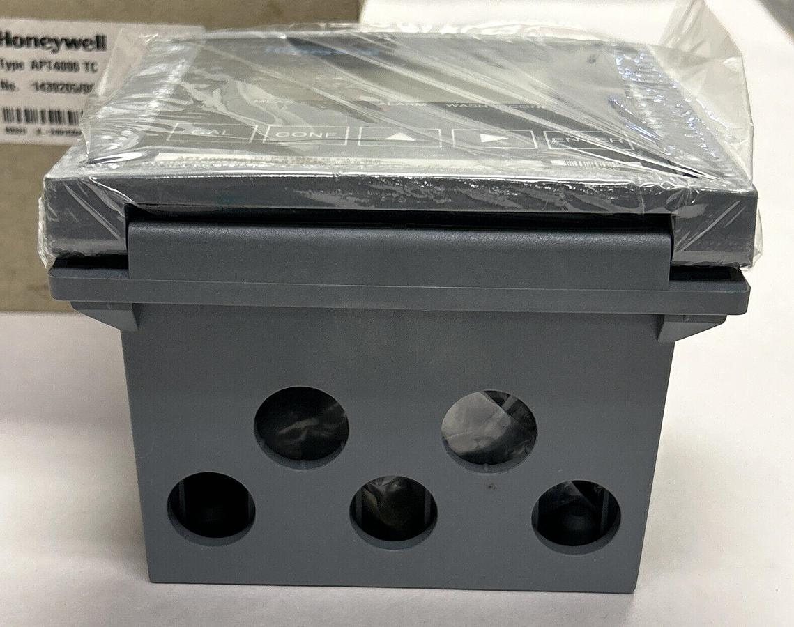 HONEYWELL,APT4000TC,PH TRANSMITTER PROCESS ANALYZER NEW