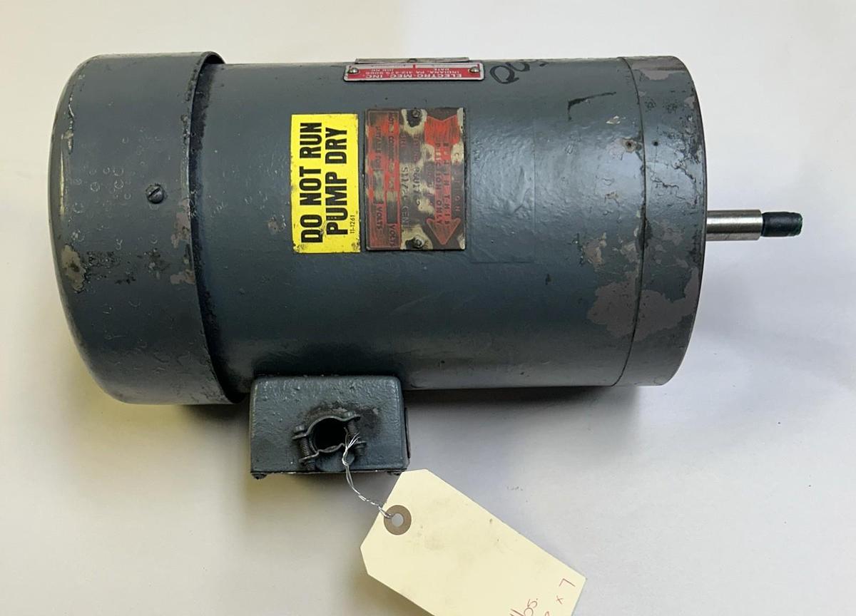 Used RELIANCE,T56CZ,MOTOR 1.5HP230/460V 3PH T56CZ FRAME