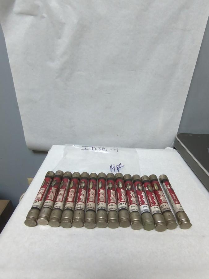Used LITTELFUSE,IDSR-4,INDICATOR 4 AMP FUSE LOT OF 14 PRE-OWNED