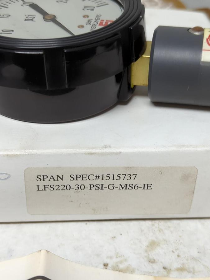 SPAN,1515737,GAUGE LFS220-30-PSI-G-MS6-IE NOS