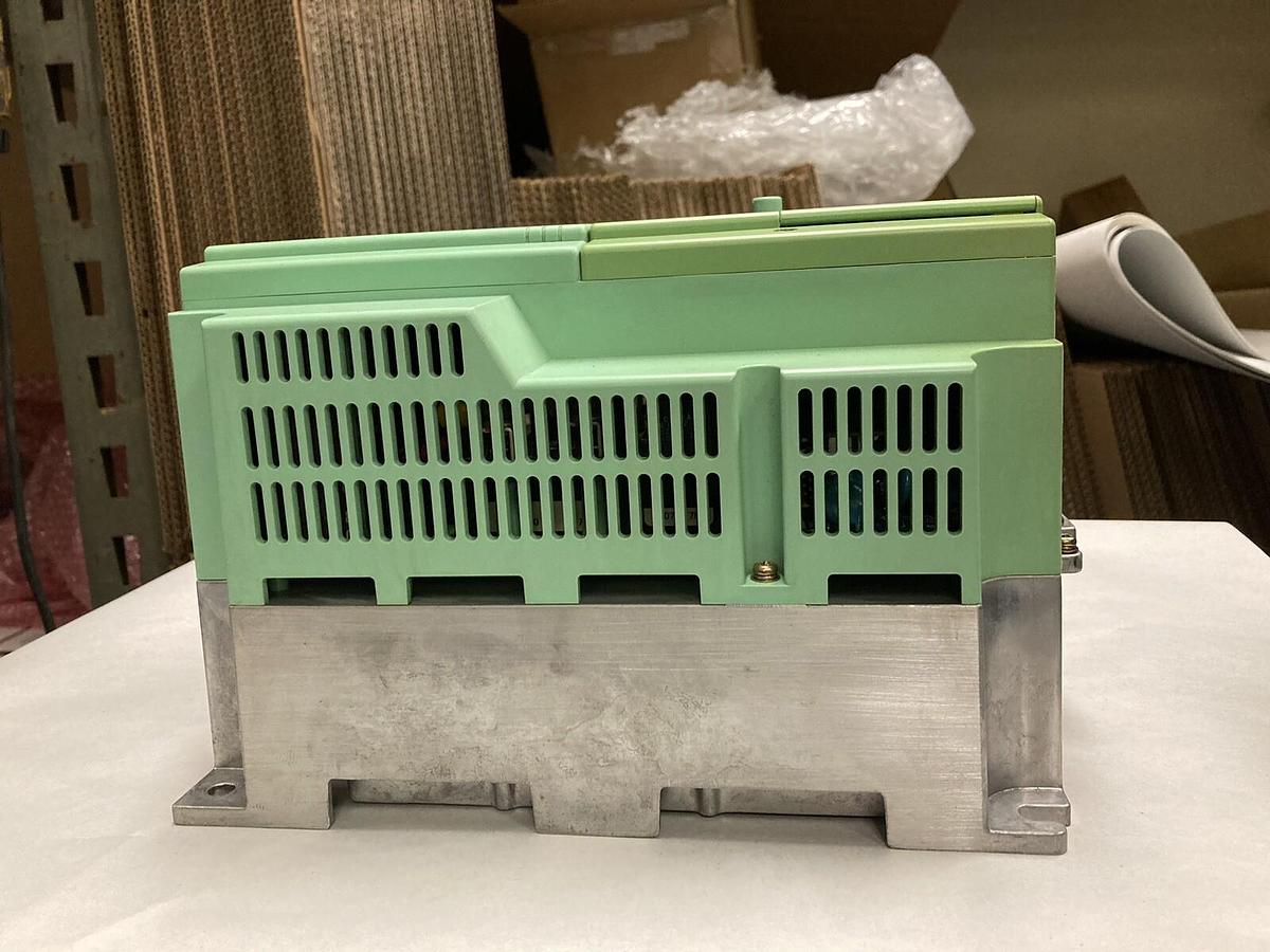 Used Hitachi,E100-075LFR2,3-Phase Drive 200-230V 3PH