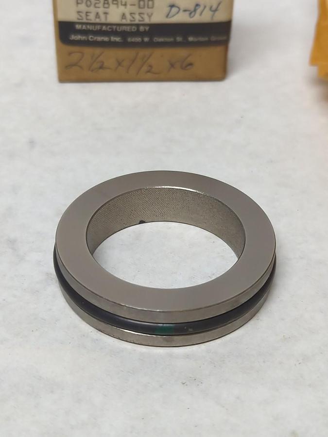 CRANE-DRESSER,P02894-OO,SEAT ASSMBLY 2-1/2X1-1/2X6 NOS