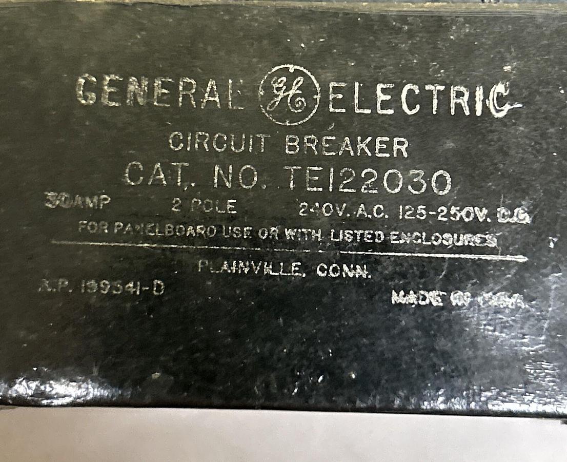 Used GENERAL ELECTRIC,TEI22030,CIRCUIT BREAKER 30A 240V 2POLE