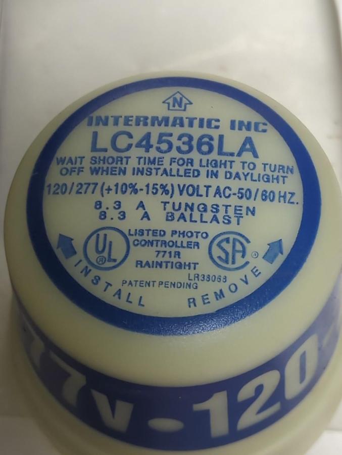 INTERMATIC,LC4536LAC,LOCKING TYPE PHOTO CONTROL 120-277 V NOS