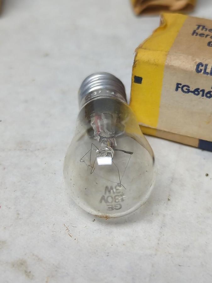 GENERAL ELECTRIC,FG-616,SCREW IN BASE LAMP LOT OF 3 NOS