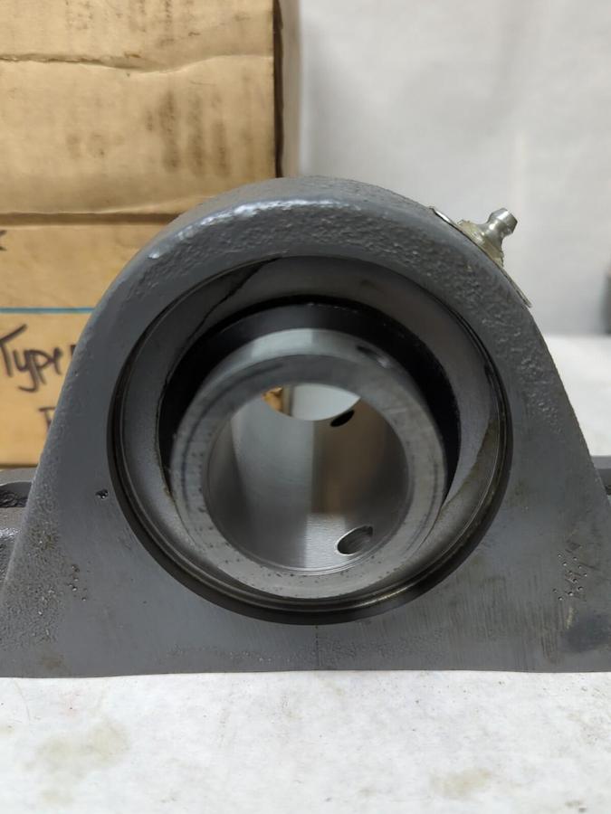 SEALMASTER,TYPE E 1-1/2,PILLOW BLOCK BEARING 1-1/2 INCH BORE NOS
