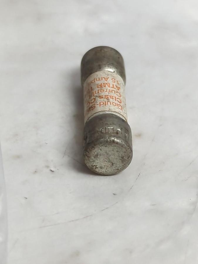 Used GOULD SHAWMUT,ATMR15,CLASS CC 15 AMP FUSE LOT OF 6 PRE-OWNED